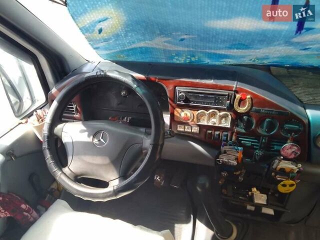 Белый Мерседес Sprinter, объемом двигателя 2.9 л и пробегом 600 тыс. км за 5800 $, фото 1 на Automoto.ua