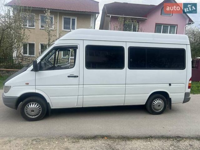 Белый Мерседес Sprinter, объемом двигателя 2.87 л и пробегом 667 тыс. км за 6700 $, фото 3 на Automoto.ua