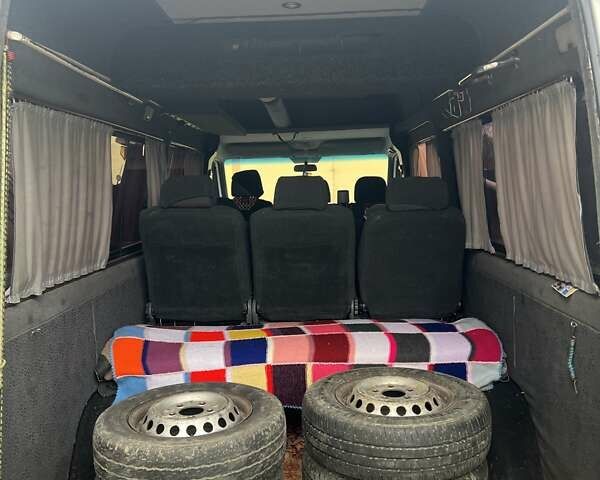 Белый Мерседес Sprinter, объемом двигателя 2.87 л и пробегом 667 тыс. км за 6700 $, фото 18 на Automoto.ua