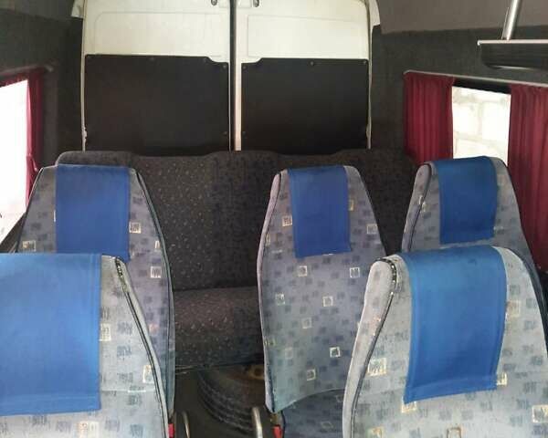 Белый Мерседес Sprinter, объемом двигателя 2.87 л и пробегом 500 тыс. км за 6600 $, фото 1 на Automoto.ua