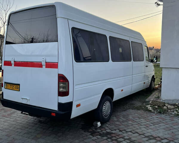 Білий Мерседес Sprinter, об'ємом двигуна 2.9 л та пробігом 290 тис. км за 12900 $, фото 16 на Automoto.ua