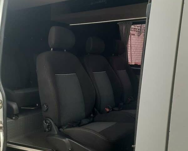 Белый Мерседес Sprinter, объемом двигателя 0 л и пробегом 284 тыс. км за 8500 $, фото 20 на Automoto.ua
