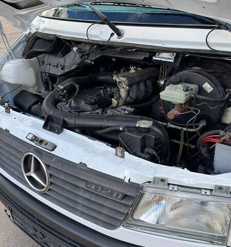 Білий Мерседес Sprinter, об'ємом двигуна 2.9 л та пробігом 500 тис. км за 10800 $, фото 23 на Automoto.ua