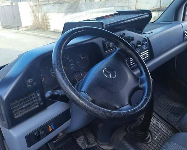 Белый Мерседес Sprinter, объемом двигателя 2.87 л и пробегом 500 тыс. км за 6600 $, фото 8 на Automoto.ua