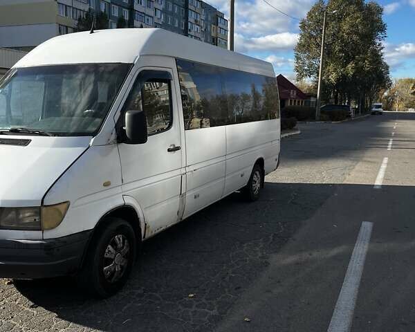 Белый Мерседес Sprinter, объемом двигателя 2.9 л и пробегом 57 тыс. км за 4400 $, фото 6 на Automoto.ua
