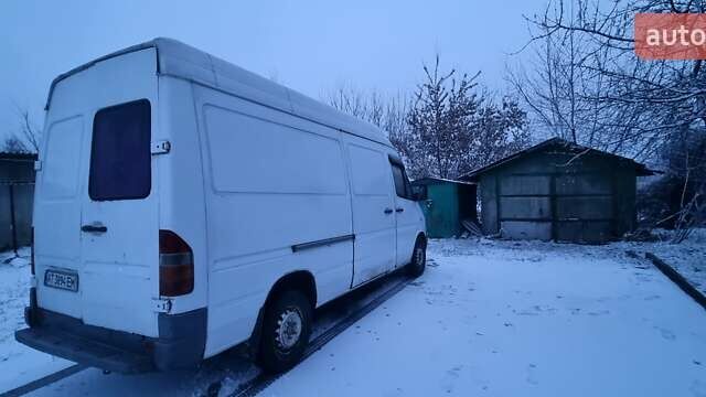 Білий Мерседес Sprinter, об'ємом двигуна 2.3 л та пробігом 625 тис. км за 5400 $, фото 3 на Automoto.ua