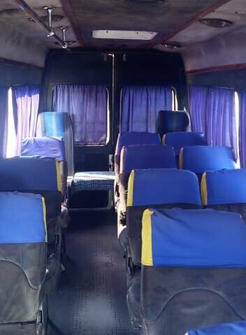 Белый Мерседес Sprinter, объемом двигателя 2.9 л и пробегом 310 тыс. км за 4300 $, фото 8 на Automoto.ua
