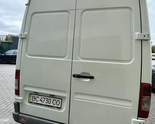Белый Мерседес Sprinter, объемом двигателя 2.9 л и пробегом 254 тыс. км за 7800 $, фото 3 на Automoto.ua