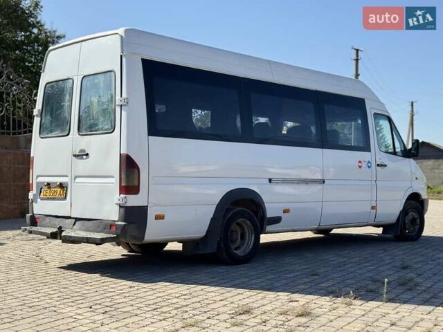 Белый Мерседес Sprinter, объемом двигателя 2.9 л и пробегом 900 тыс. км за 9000 $, фото 5 на Automoto.ua