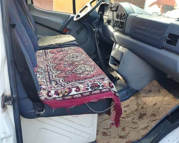 Білий Мерседес Sprinter, об'ємом двигуна 2.3 л та пробігом 591 тис. км за 4200 $, фото 39 на Automoto.ua