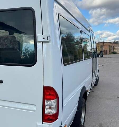 Білий Мерседес Sprinter, об'ємом двигуна 2.9 л та пробігом 500 тис. км за 10800 $, фото 11 на Automoto.ua