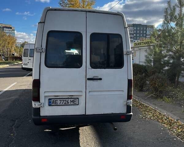 Белый Мерседес Sprinter, объемом двигателя 2.9 л и пробегом 57 тыс. км за 4400 $, фото 5 на Automoto.ua