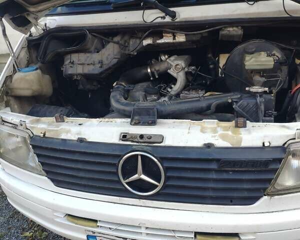 Білий Мерседес Sprinter, об'ємом двигуна 2.3 л та пробігом 591 тис. км за 4200 $, фото 34 на Automoto.ua