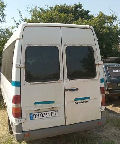 Белый Мерседес Sprinter, объемом двигателя 2.87 л и пробегом 600 тыс. км за 4500 $, фото 9 на Automoto.ua