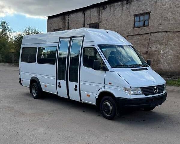 Білий Мерседес Sprinter, об'ємом двигуна 2.9 л та пробігом 500 тис. км за 10800 $, фото 3 на Automoto.ua
