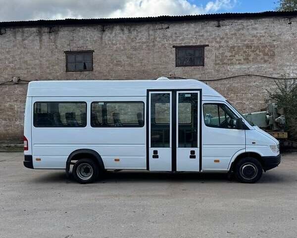 Білий Мерседес Sprinter, об'ємом двигуна 2.9 л та пробігом 500 тис. км за 10800 $, фото 4 на Automoto.ua