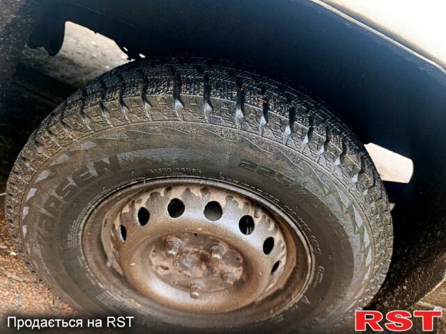 Белый Мерседес Sprinter, объемом двигателя 2.9 л и пробегом 595 тыс. км за 5600 $, фото 7 на Automoto.ua