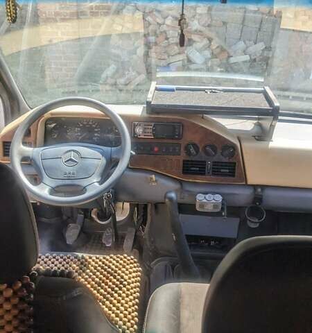 Білий Мерседес Sprinter, об'ємом двигуна 2.9 л та пробігом 999 тис. км за 3350 $, фото 30 на Automoto.ua