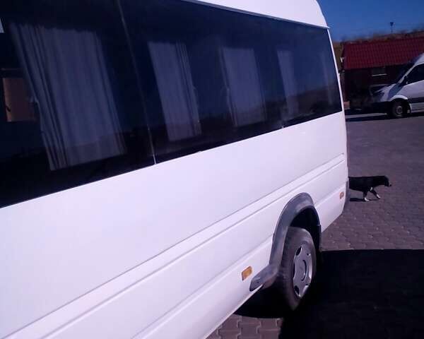 Белый Мерседес Sprinter, объемом двигателя 2.9 л и пробегом 10 тыс. км за 10000 $, фото 5 на Automoto.ua