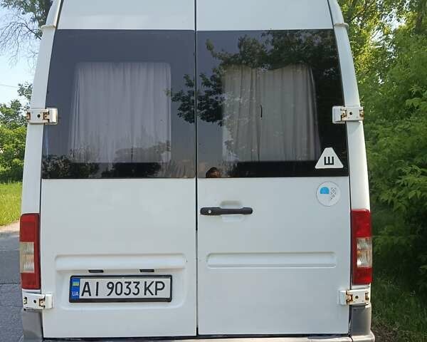 Белый Мерседес Sprinter, объемом двигателя 2.15 л и пробегом 200 тыс. км за 8500 $, фото 5 на Automoto.ua