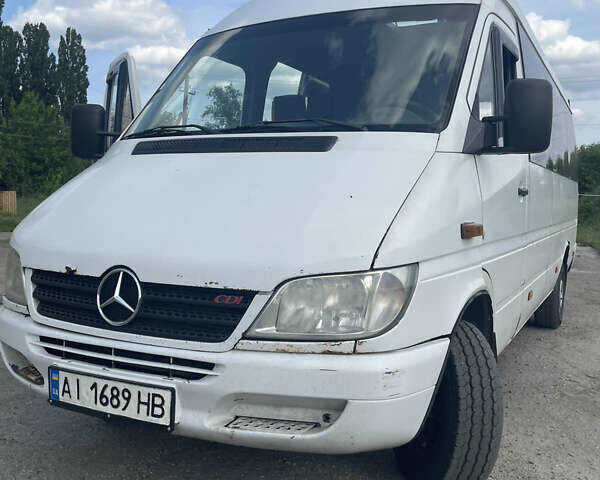 Белый Мерседес Sprinter, объемом двигателя 0 л и пробегом 7 тыс. км за 6500 $, фото 1 на Automoto.ua
