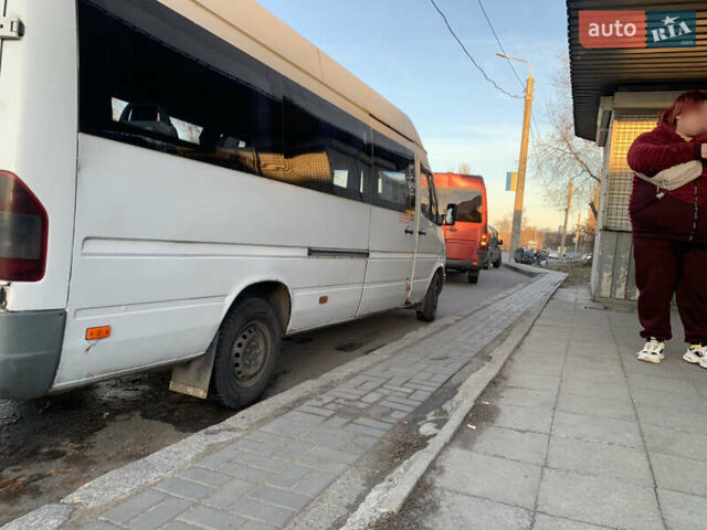 Белый Мерседес Sprinter, объемом двигателя 2.87 л и пробегом 458 тыс. км за 5900 $, фото 5 на Automoto.ua
