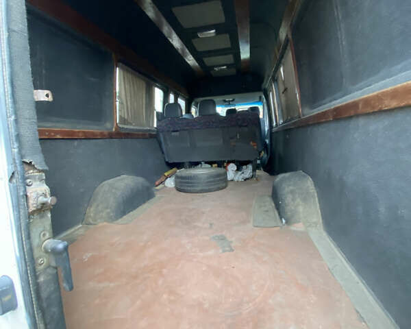 Білий Мерседес Sprinter, об'ємом двигуна 2.87 л та пробігом 700 тис. км за 7500 $, фото 11 на Automoto.ua