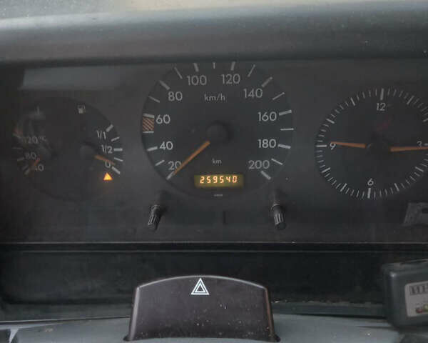 Білий Мерседес Sprinter, об'ємом двигуна 2.3 л та пробігом 260 тис. км за 8200 $, фото 6 на Automoto.ua