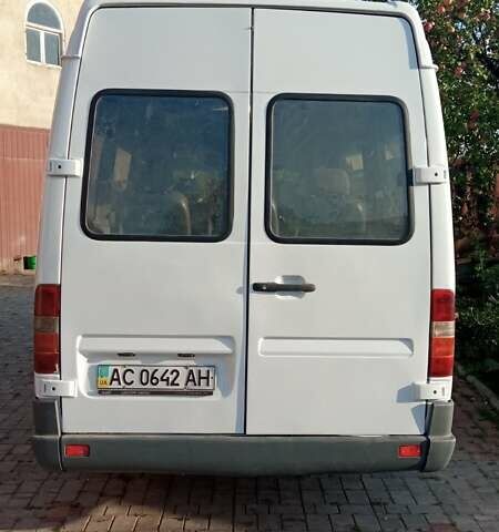 Білий Мерседес Sprinter, об'ємом двигуна 2.9 л та пробігом 362 тис. км за 10500 $, фото 2 на Automoto.ua