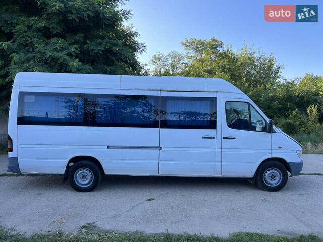 Білий Мерседес Sprinter, об'ємом двигуна 2.87 л та пробігом 500 тис. км за 4500 $, фото 4 на Automoto.ua