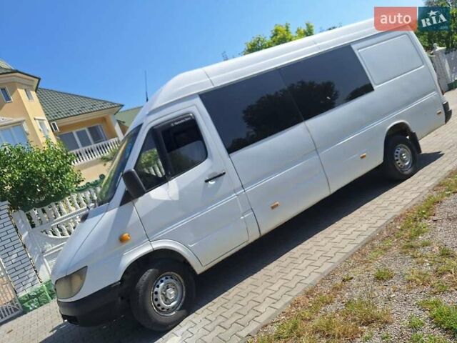 Белый Мерседес Sprinter, объемом двигателя 2.15 л и пробегом 525 тыс. км за 5000 $, фото 17 на Automoto.ua