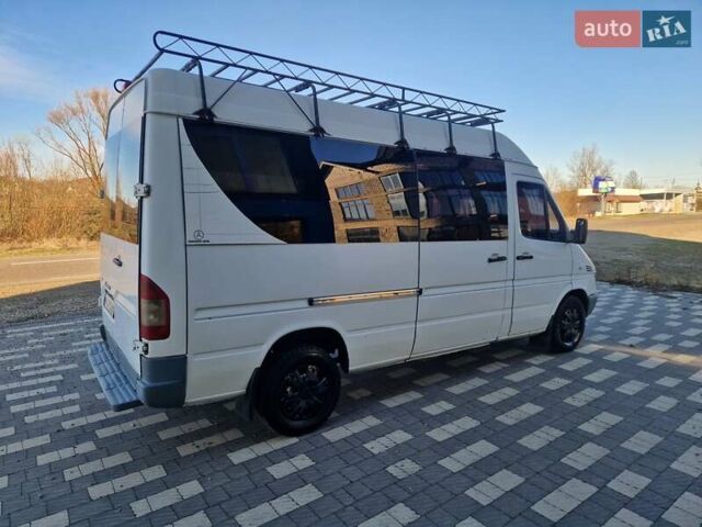 Белый Мерседес Sprinter, объемом двигателя 2.15 л и пробегом 450 тыс. км за 5800 $, фото 2 на Automoto.ua