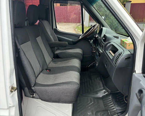 Білий Мерседес Sprinter, об'ємом двигуна 2.7 л та пробігом 478 тис. км за 7980 $, фото 12 на Automoto.ua