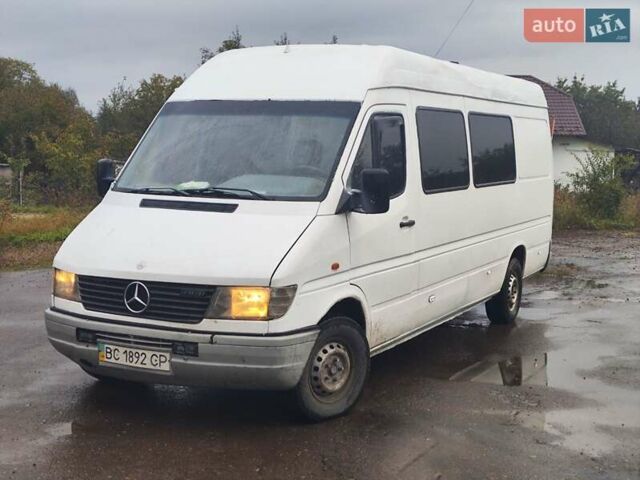 Белый Мерседес Sprinter, объемом двигателя 2.87 л и пробегом 238 тыс. км за 4200 $, фото 6 на Automoto.ua