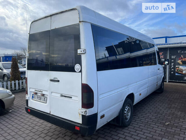 Белый Мерседес Sprinter, объемом двигателя 2.87 л и пробегом 400 тыс. км за 6000 $, фото 3 на Automoto.ua