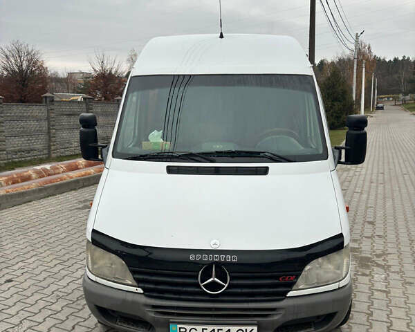 Білий Мерседес Sprinter, об'ємом двигуна 2.7 л та пробігом 478 тис. км за 7980 $, фото 9 на Automoto.ua