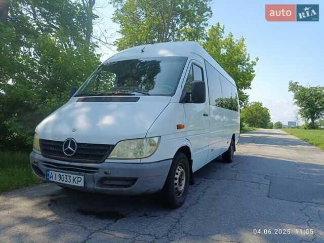 Белый Мерседес Sprinter, объемом двигателя 2.15 л и пробегом 200 тыс. км за 8500 $, фото 7 на Automoto.ua