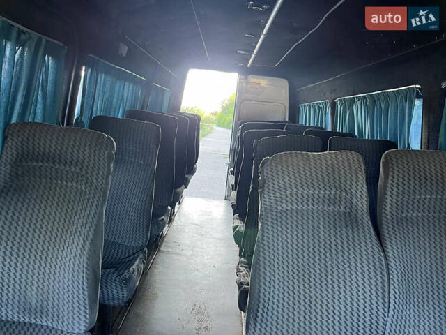 Білий Мерседес Sprinter, об'ємом двигуна 2.87 л та пробігом 500 тис. км за 4500 $, фото 6 на Automoto.ua