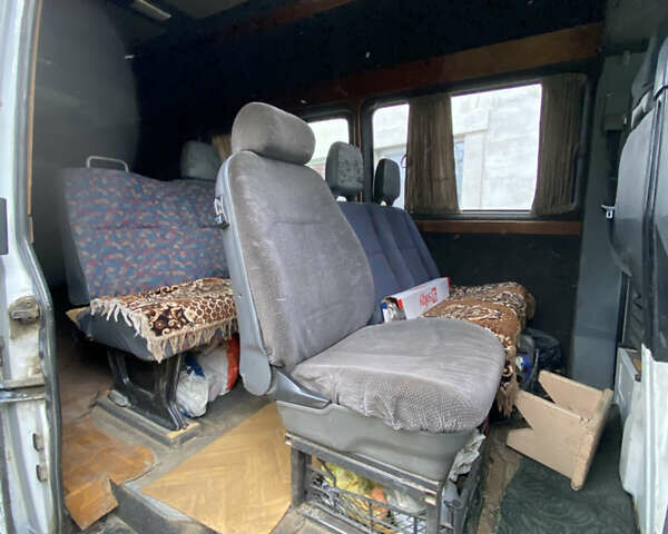 Білий Мерседес Sprinter, об'ємом двигуна 2.87 л та пробігом 700 тис. км за 7500 $, фото 10 на Automoto.ua