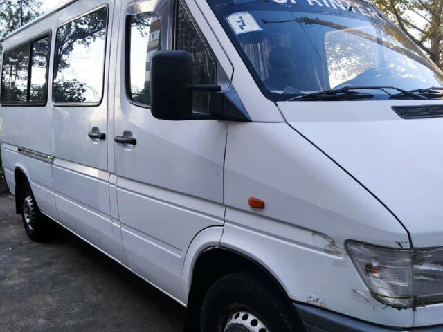 Білий Мерседес Sprinter, об'ємом двигуна 0 л та пробігом 400 тис. км за 8000 $, фото 7 на Automoto.ua