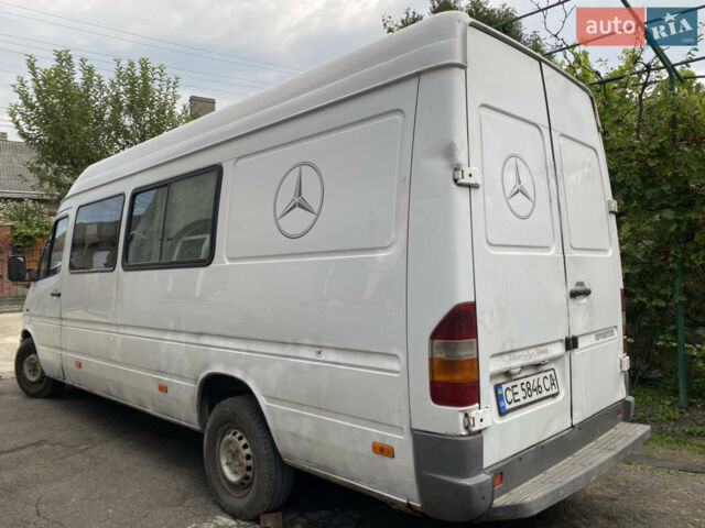 Белый Мерседес Sprinter, объемом двигателя 2.87 л и пробегом 700 тыс. км за 5350 $, фото 5 на Automoto.ua