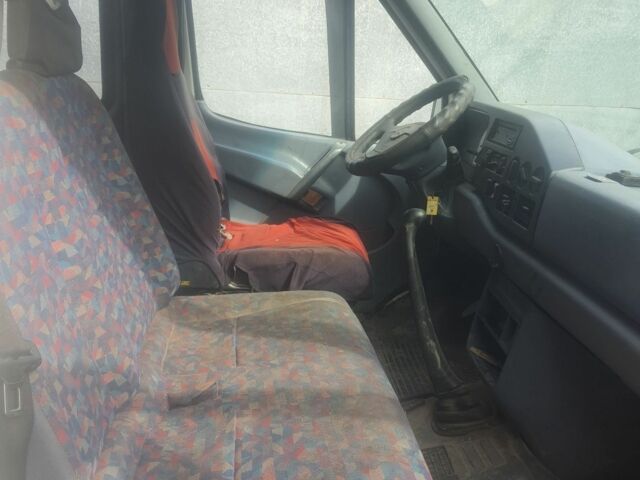 Белый Мерседес Sprinter, объемом двигателя 2.9 л и пробегом 650 тыс. км за 2900 $, фото 3 на Automoto.ua