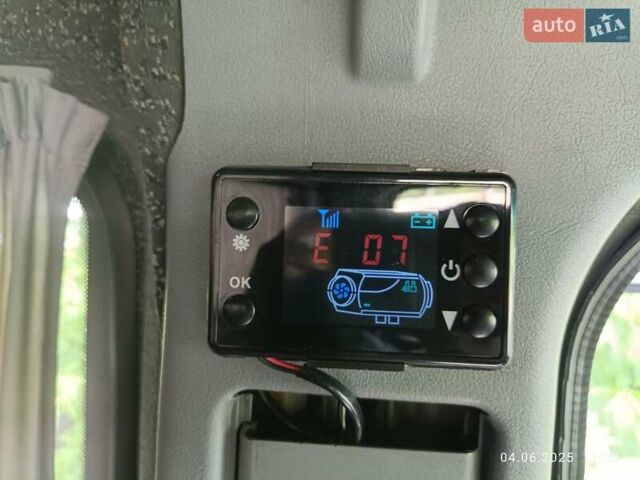 Белый Мерседес Sprinter, объемом двигателя 2.15 л и пробегом 200 тыс. км за 8500 $, фото 17 на Automoto.ua