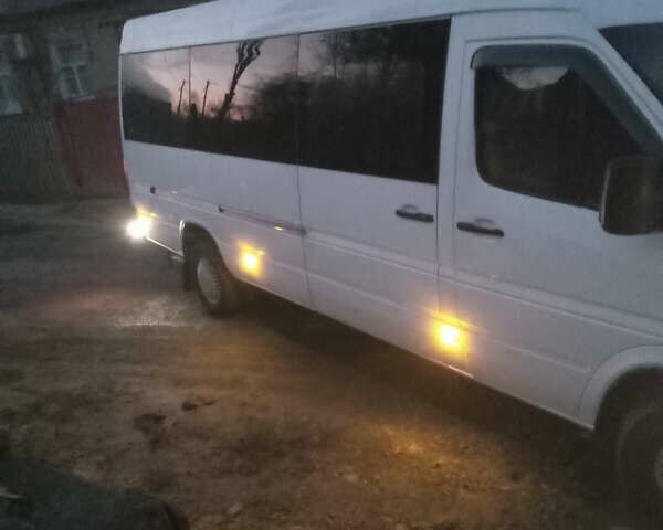 Білий Мерседес Sprinter, об'ємом двигуна 2.3 л та пробігом 260 тис. км за 8200 $, фото 2 на Automoto.ua