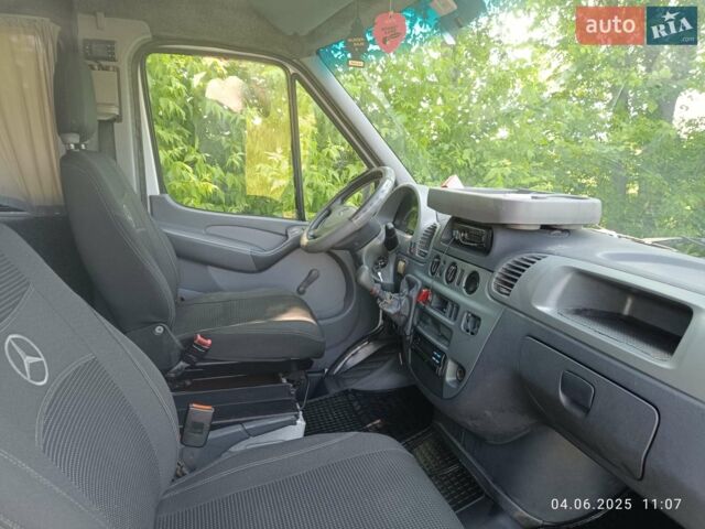 Белый Мерседес Sprinter, объемом двигателя 2.15 л и пробегом 200 тыс. км за 6900 $, фото 12 на Automoto.ua