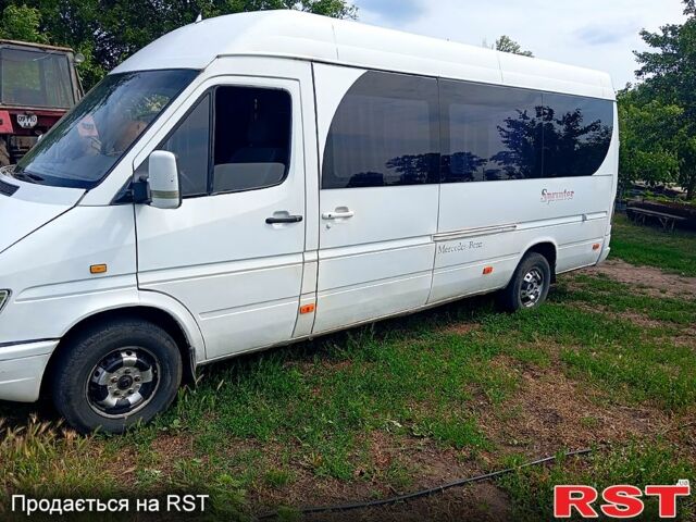 Белый Мерседес Sprinter, объемом двигателя 2.9 л и пробегом 0 тыс. км за 5000 $, фото 2 на Automoto.ua