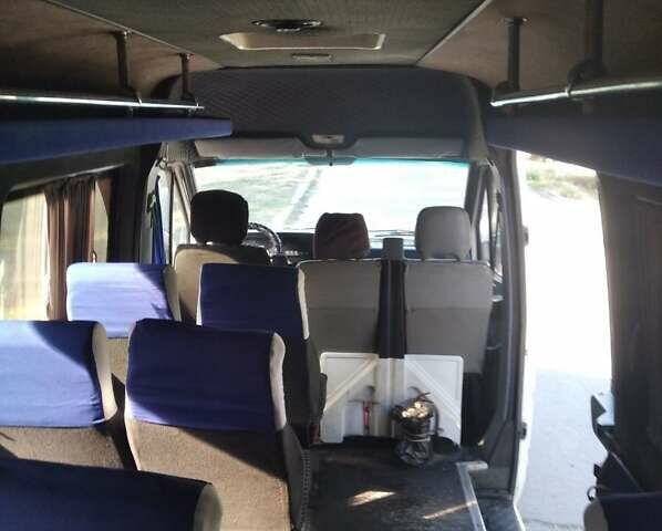 Белый Мерседес Sprinter, объемом двигателя 2.9 л и пробегом 300 тыс. км за 7900 $, фото 9 на Automoto.ua