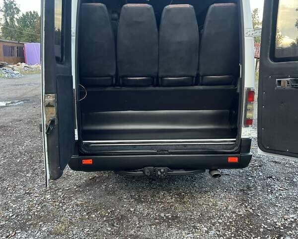 Белый Мерседес Sprinter, объемом двигателя 2.2 л и пробегом 600 тыс. км за 10300 $, фото 23 на Automoto.ua