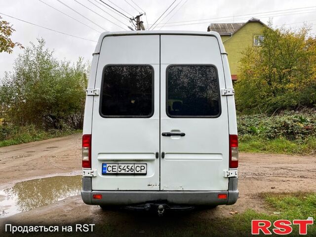Белый Мерседес Sprinter, объемом двигателя 2.1 л и пробегом 0 тыс. км за 7600 $, фото 3 на Automoto.ua