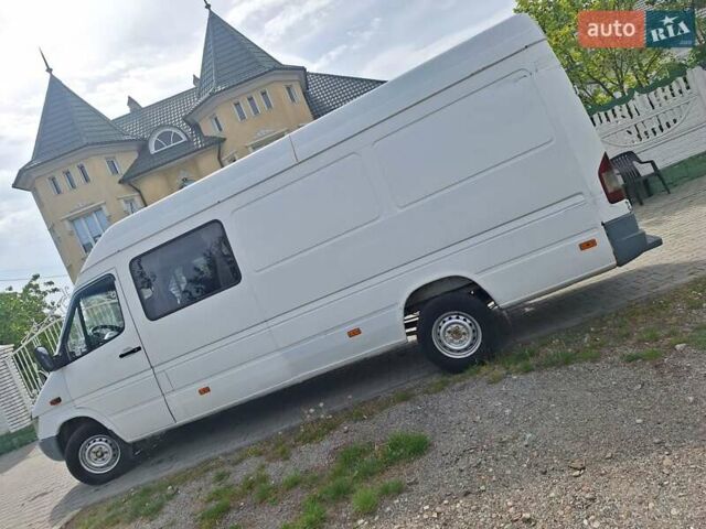 Белый Мерседес Sprinter, объемом двигателя 2.2 л и пробегом 413 тыс. км за 5900 $, фото 21 на Automoto.ua